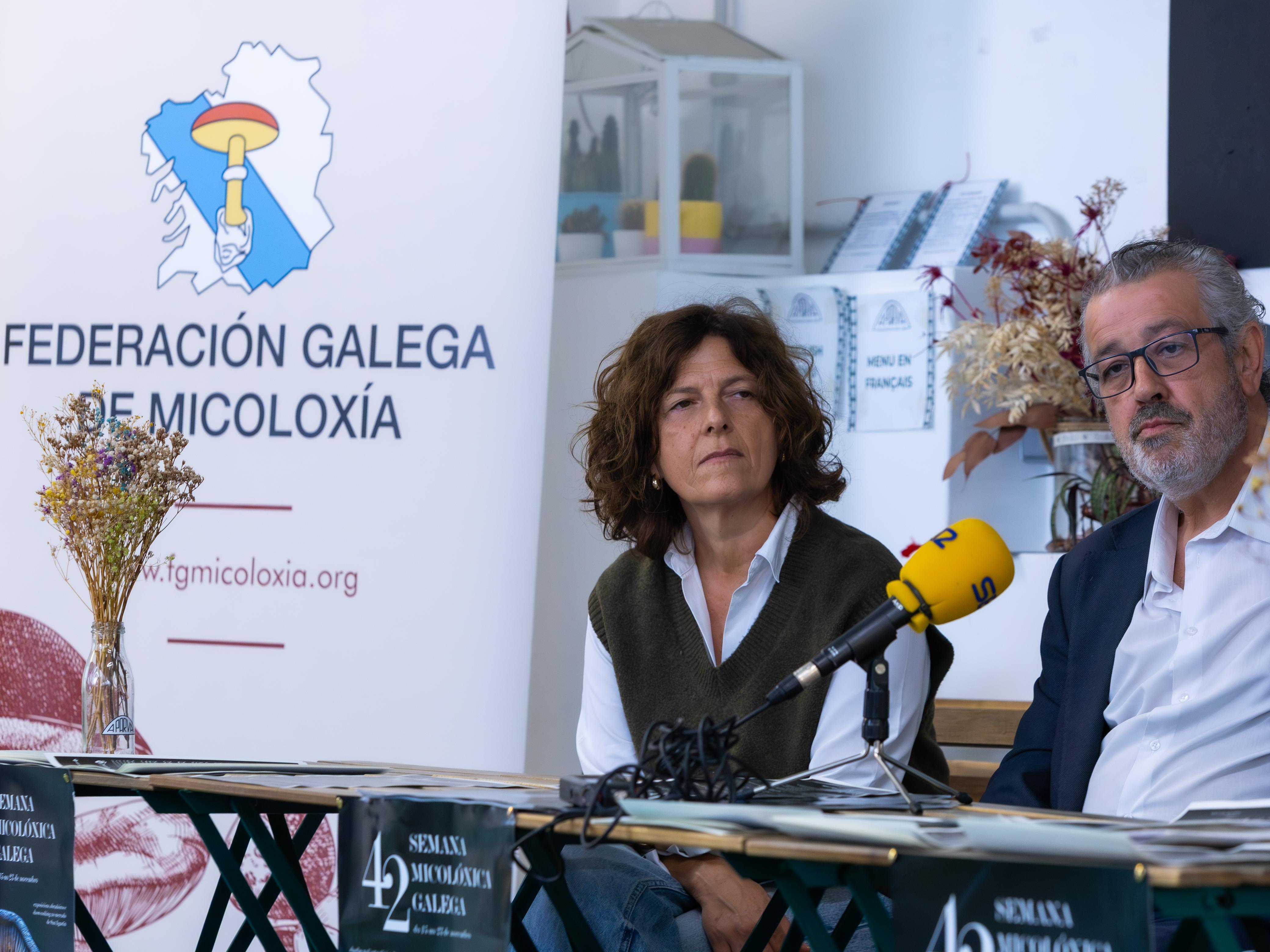 Rosa Ana e Presidente da Federación Micolóxica Galega