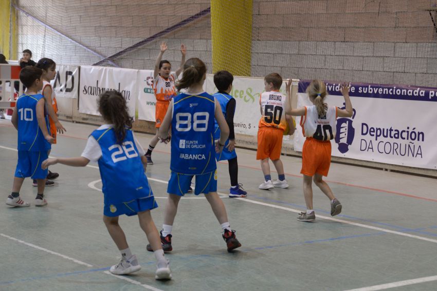 O Pequebasket converte a Carballo na capital galega do baloncesto infantil