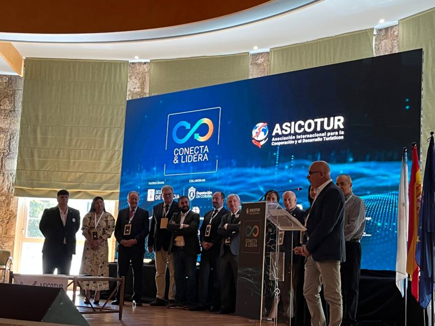 O vicepresidente sinala na inauguración do congreso ‘Conecta e Lidera’ a importancia da “promoción internacional da provincia”