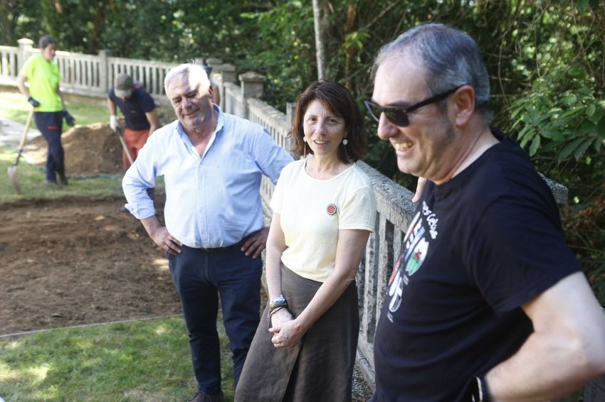 A Deputación inicia Beira (Carral) os traballos para localizar unha das fosas da represión franquista