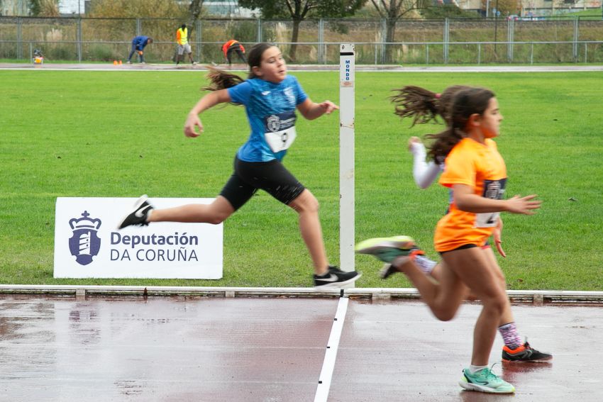 A cidade da Coruña acolleu a segunda xornada do Circuíto de Atletismo en Pista da Deputación, con máis de 100 atletas participantes