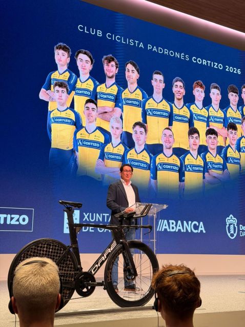 A Deputación da Coruña destaca o Padronés Cortizo como “emblema do ciclismo galego” no seu 70 aniversario