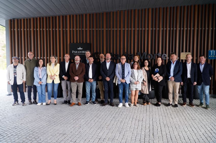 Regueira participa na presentación da nova web turística da Costa da Morte da CMAT e APTCM