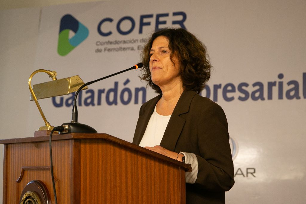 A Deputación pon en valor a importancia do sector lácteo galego na entrega dos Premios COFER