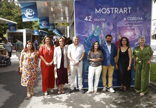 As deputadas Natividade González e Avia Veira participan na inauguración de ‘Mostrart’ 2026