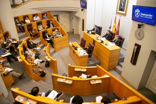 A Deputación demanda cambios legais que impidan que empresas privadas paralicen ou atrasen obras públicas