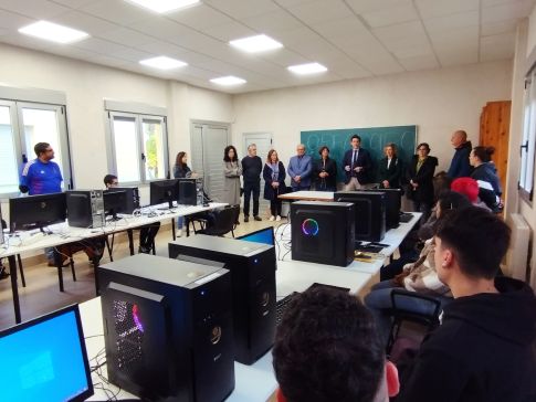 A Xunta pon en marcha o taller de emprego que continuará coa dixitalización do AM de Monforte
