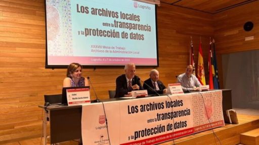 O alcalde de Logroño inaugura a 'XXXVIII Mesa de Trabajo de Archivos de Administración Local', que se celebrará hoxe e mañá venres no Espazo Lagares