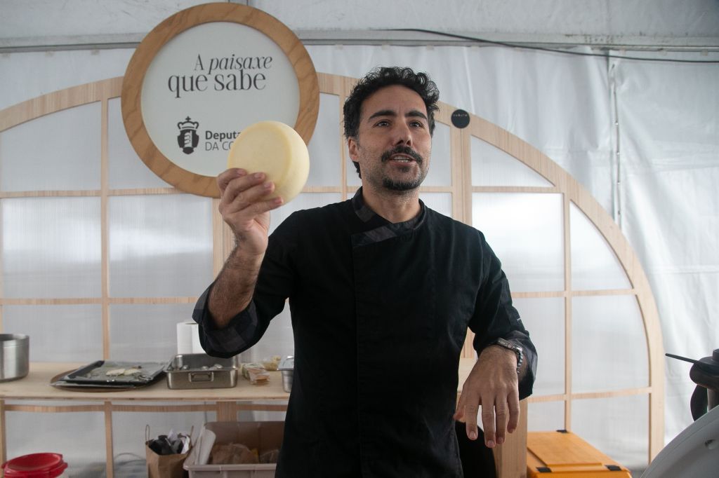 A Deputación da Coruña colabora esta fin de semana con tres eventos gastronómicos e do sector primario na provincia