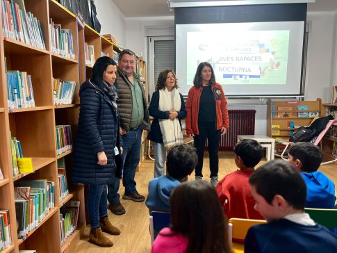 A Deputación impulsa na Capela a sensibilización ambiental entre o alumnado de Primaria cun obradoiro sobre aves nocturnas