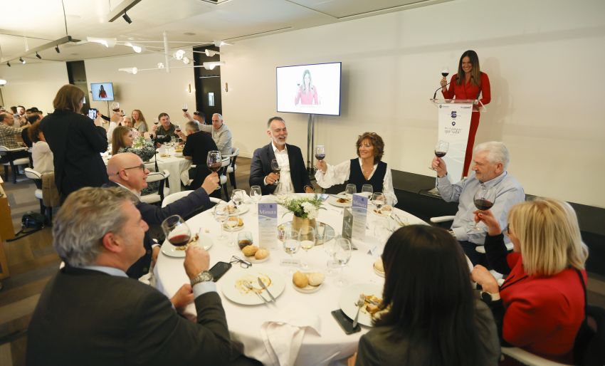 A Coruña conquista os “5 sentidos” do público bilbaíno que acudiu á presentación gastronómica da Deputación