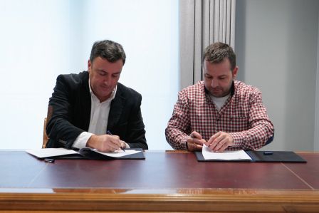 A Deputación apoia con 18.000 euros a actividade da confraría de pescadores de Pontedeume