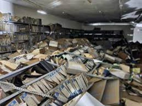 Unhas 3.000 caixas de documentación do Archivo de Burlada, afectadas polas inundacións