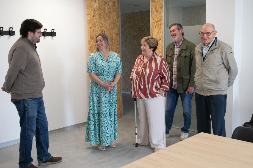 A Deputación colabora coa Federación de Asociacións Veciñais da Coruña na mellora do equipamento do seu local social
