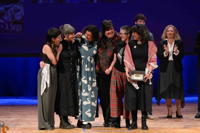 A Deputación da Coruña acompaña o sector do libro galego na gala dos Premios Follas Novas