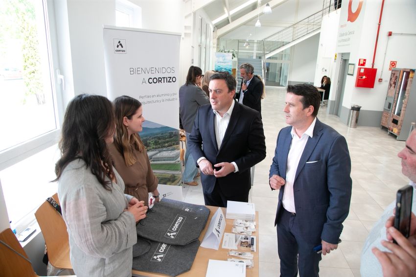Formoso reivindica en Boiro a importancia de apoiar o talento local e o emprendemento máis alá das grandes cidades