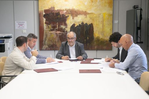 A Deputación da Coruña e os concellos de Ames, Brión, Santiago, Teo e Val do Dubra renovan o convenio de cooperación para avanzar no Parque Compostela Rupestre