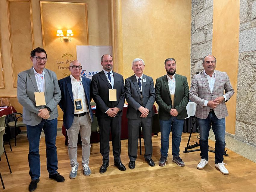O vicepresidente sinala na inauguración do congreso ‘Conecta e Lidera’ a importancia da “promoción internacional da provincia”