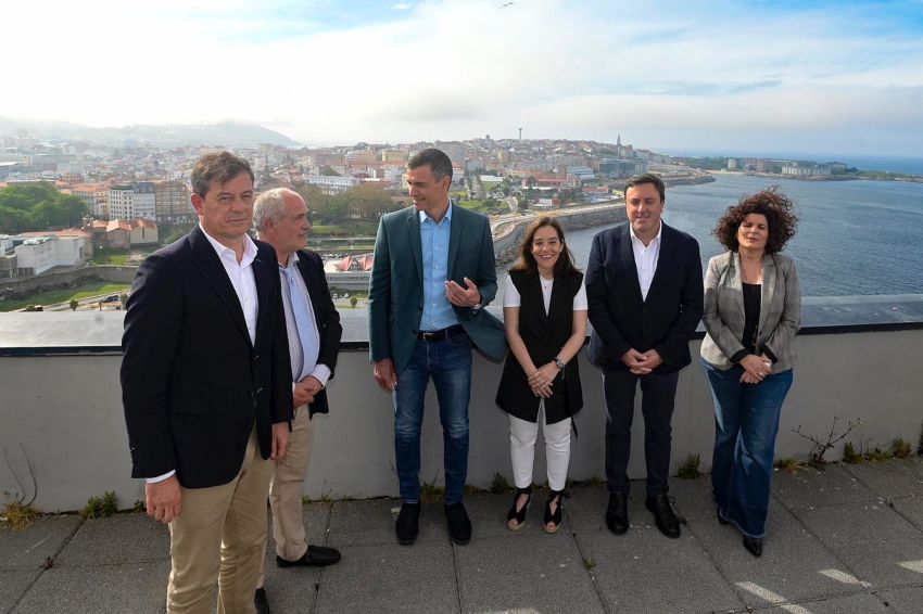 Visita ao centro de Salvamento Marítimo da Coruña polos seus 30 anos de servizo