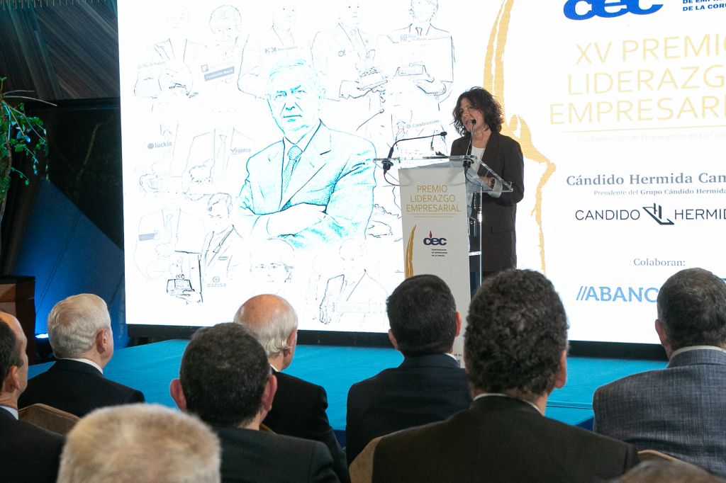 A Deputación da Coruña destaca a traxectoria e o compromiso con Galicia de Cándido Hermida na entrega do Premio Liderazgo Empresarial da CEC