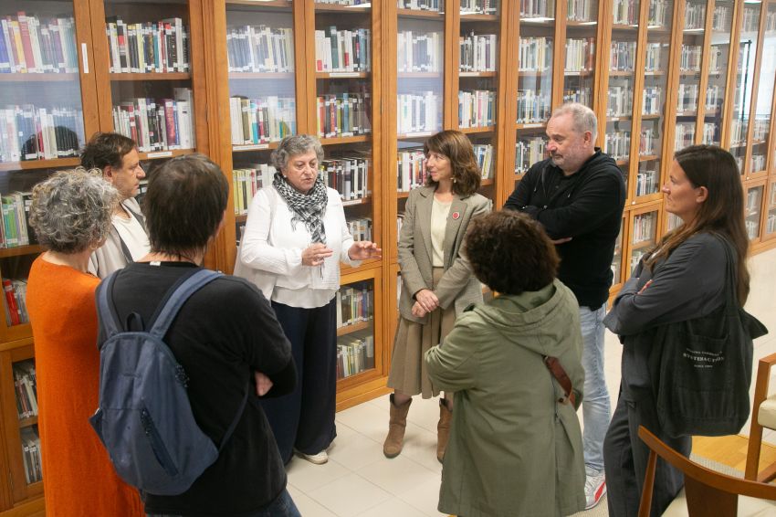 A CRMH da Coruña faille entrega do seu arquivo audiovisual á Deputación da Coruña