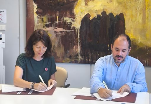 A Deputación da Coruña e a Mesa pola Normalización Lingüística renovan o convenio para financiar ‘A Liña do galego’