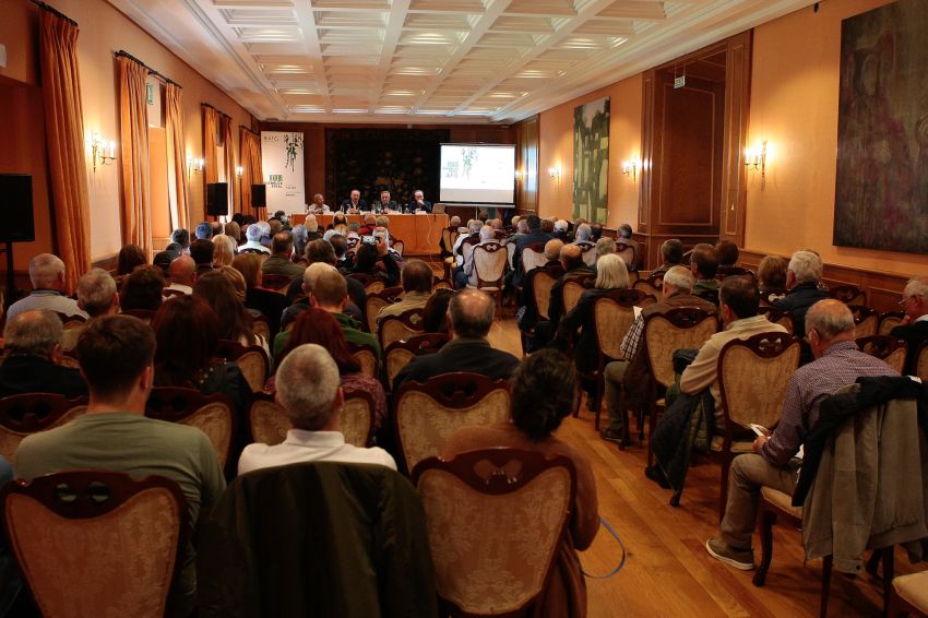 Rioboo inaugura a XXXVI asemblea anual da Asociación Forestal de Galicia