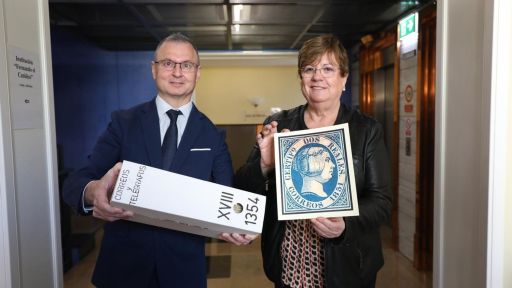 O Archivo da DPZ lanza luz sobre o misterio do selo azul de dous reais