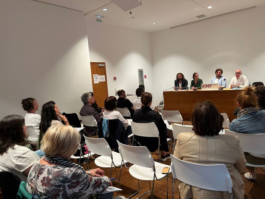 “A enogastronomía é o noso principal produto no escaparate mundial do turismo” sinalou Regueira no curso de verán da UIMP