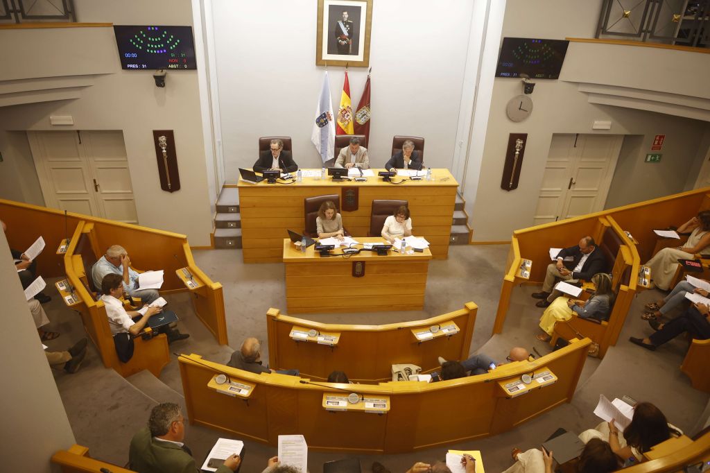 A Deputación destina máis de 442.000 euros a renovar o firme da estrada de Caxadas a Baíñas, en Vimianzo