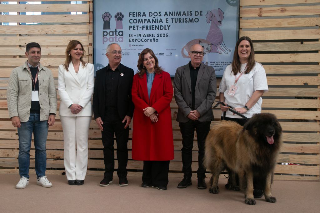 Regueira destaca na inauguración de Pata Pata a importancia do turismo de animais de compañía