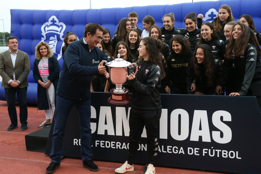 Victoria B e San Tirso SD álzanse coa Copa Deputación da Coruña de Fútbol