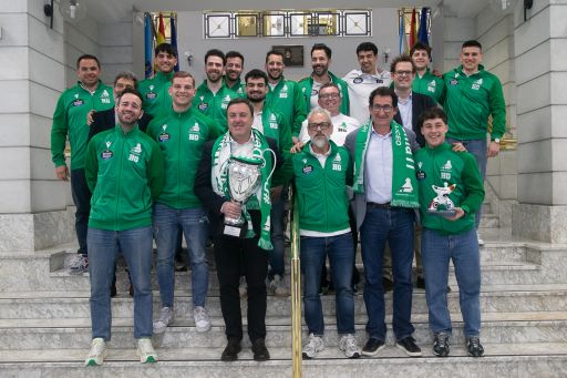 A Deputación recibe o Liceo tras gañar a Copa do Rei e anima ao equipo a “culminar o dobrete coa OK Liga”