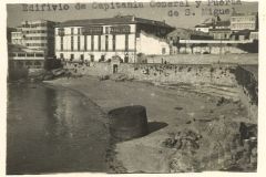 Capitanía Xeral e Porta de San Miguel [1945]