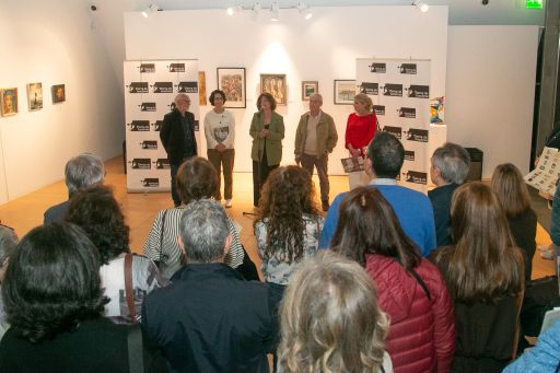 A Deputación apoia a exposición “Unha viaxe solidaria e creativa cara á vida”, que reúne obras de 56 artistas a favor de Tierra de Hombres