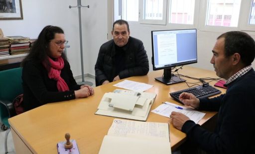 O Concello de Castilblanco dixitaliza a súa documentación histórica