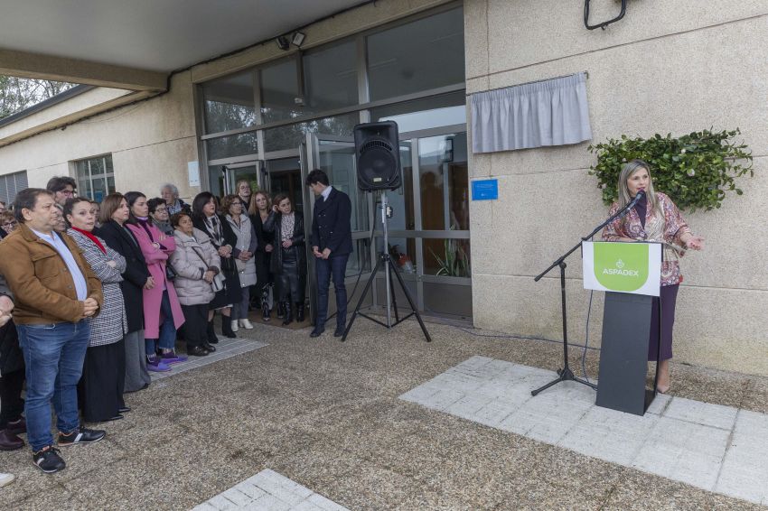 A Deputación participa en Cee no acto de homenaxe a Concha Seoane, 