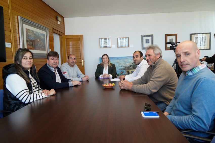A Deputación apoia con 33.000 euros a actividade das confrarías de pescadores ribeirenses