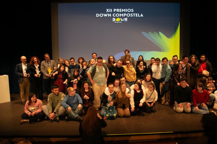 A Deputación da Coruña reafirma o seu compromiso coa inclusión no acto de entrega dos Premios Down Compostela 2025