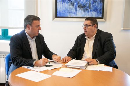 A Deputación da Coruña e o Concello de Camariñas destacan o traballo dos equipos contraincendios para frear o lume en Xaviña