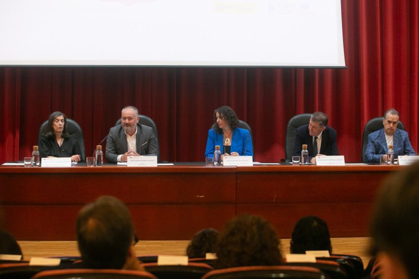 A Deputación pon en valor nos Premios Isabel Zendal o pensamento crítico como “a mellor vacina contra a desinformación”