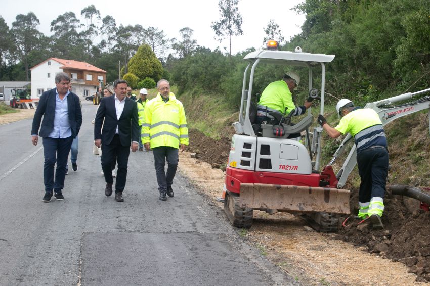 A Deputación reactiva as obras de ampliación e mellora da estrada de Hospital a Brens, en Dumbría, nas que inviste 1,7 millóns de euros