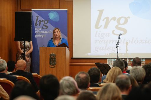 Cristina Capelán destaca o traballo da Liga Reumatolóxica Galega nos premios Liga con Nós 2022