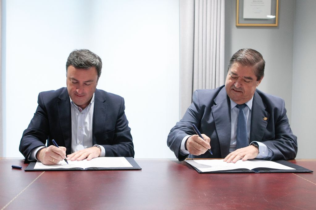 A Deputación e a Universidade da Coruña asinan o convenio para a cesión dos terreos na Cidade das TIC onde se vai construír o novo Plató Virtual