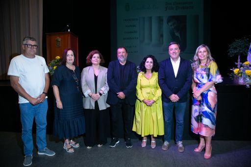 Formoso compartiu en Cee o nomeamento de Francisco Caamaño como fillo predilecto da localidade