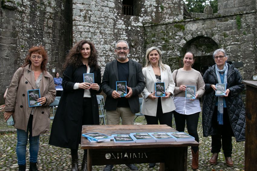 A Deputación presenta a guía de viaxe “Patrimonio arquitectónico da provincia da Coruña”