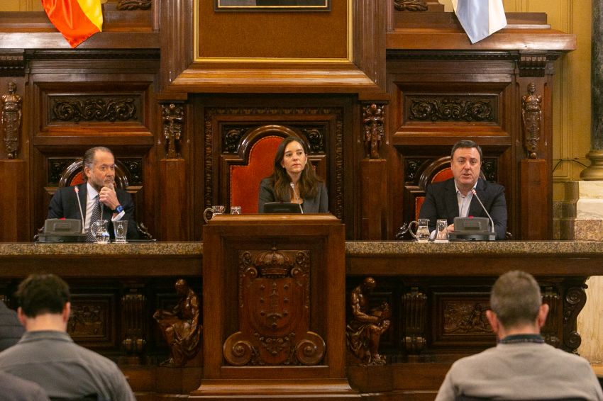 A Deputación da Coruña, disposta a colaborar co Concello e o Deportivo para modernizar o complexo deportivo de Riazor