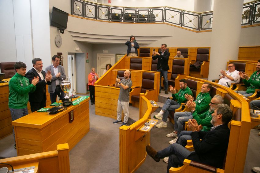 A Deputación recibe o Liceo tras gañar a Copa do Rei e anima ao equipo a “culminar o dobrete coa OK Liga”
