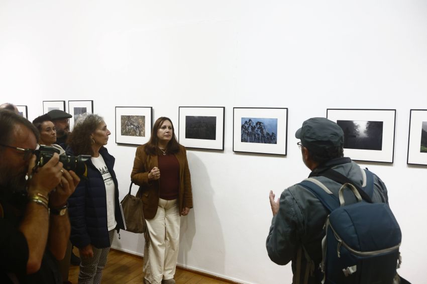 A Deputación inaugura no Museo do Pobo Galego a exposición do 20º premio internacional Luís Ksado de creación fotográfica