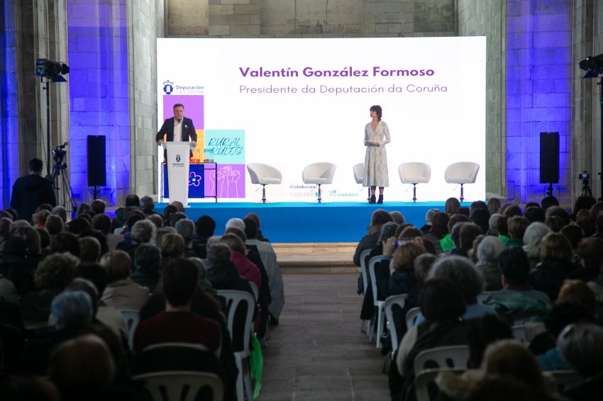 A Deputación da Coruña impulsará coa colaboración de Fademur unha rede de acollida para mulleres vítimas de violencia de xénero nos concellos rurais